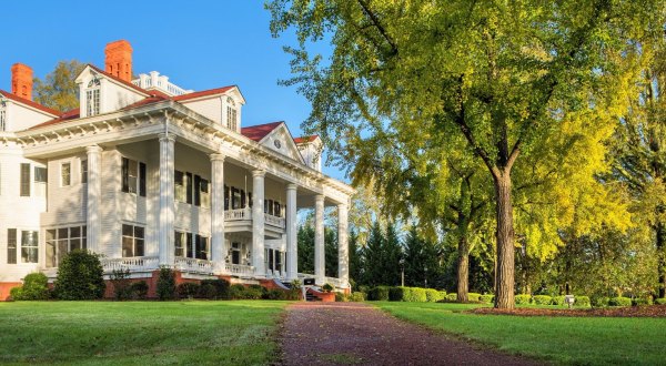 The Small Town Bed & Breakfast In Georgia Is The Most Charming Overnight Staycation