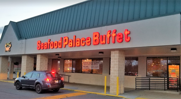 The Giant Seafood Buffet In Maryland That Will Leave You Happy And Full