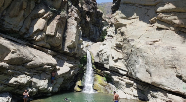 Southern California’s Most Refreshing Hike Will Lead You Straight To A Beautiful Swimming Hole