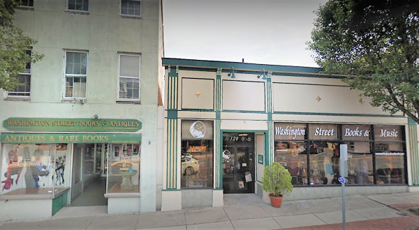 It’s Impossible Not To Love This Bookstore In Maryland That’s Refreshingly Quirky