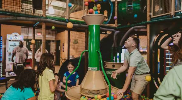 The Four-Story Indoor Playground Near Pittsburgh That Your Kids Will Absolutely Love