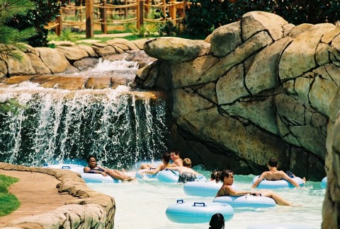 This 1,200-Foot Mississippi Lazy River Has Summer Written All Over It