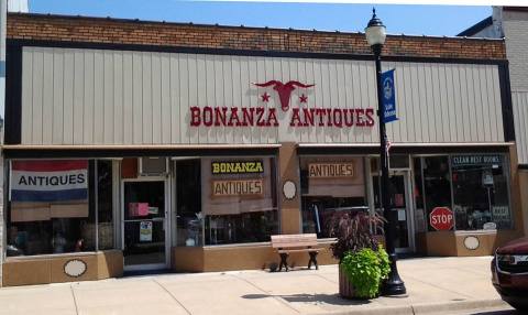 The Eclectic Antique Mall In Michigan Where You'll Find 9,000 Square Feet Of Treasures
