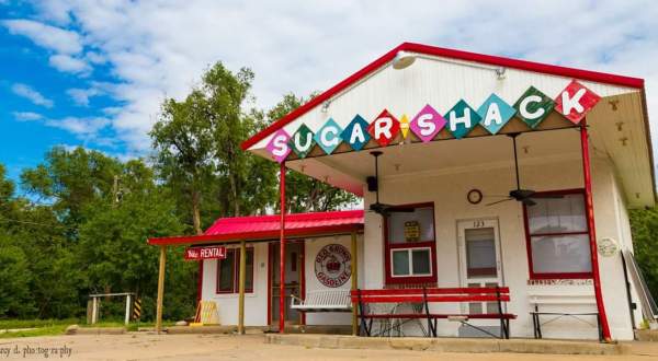 The Small Town Shack In Kansas Serving Sweet Treats All Summer