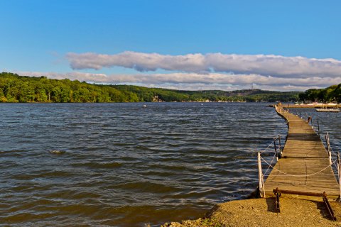 A Public Health Warning Has Been Issued For This Massive New Jersey Lake