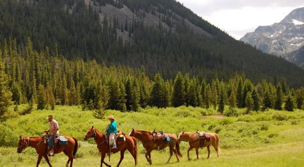 The Guided Horseback Day Trip In Montana That Will Take Your Summer To The Next Level