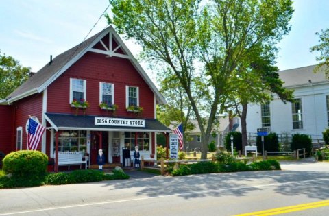 The Charming Massachusetts General Store That's Been Open Since Before The Civil War