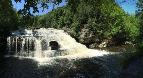 The Secret Waterfall In Pennsylvania That Most People Don’t Know About