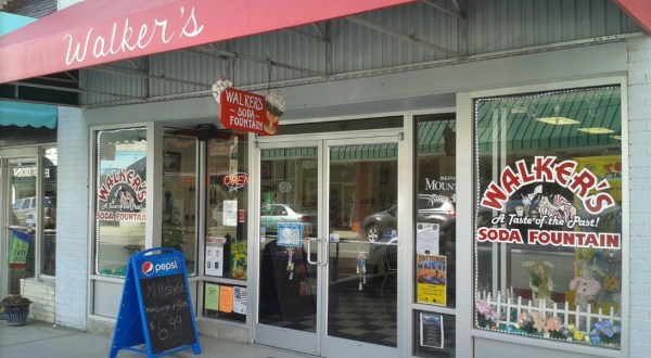 You Won’t Want To Pass Up This Old-Fashioned Soda Fountain In North Carolina