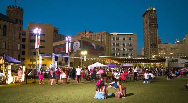 Venture To This Michigan Night Market For An Awesome Summertime Outing