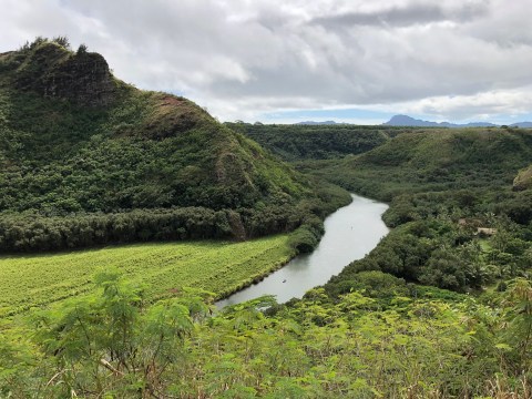 The One Park In Hawaii With Waterfalls, Temples, A River, And Geological Wonders Truly Has It All