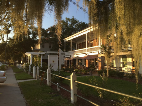 The Sunsets At This Lakeview Restaurant Near New Orleans Will Mesmerize You