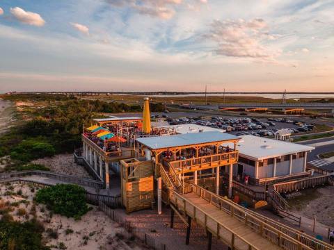 Visit The Tropical Tiki Bar In Delaware With Seaside Views That Will Transport You To Another World