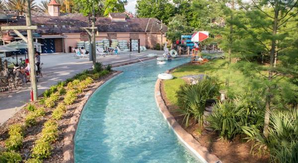 Beat The Heat With A Trip Down This 750-Foot Lazy River In New Orleans