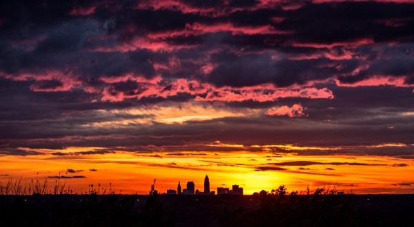 11 Gorgeous Cleveland Parks Where You Can Enjoy Dreamy Summertime Sunsets
