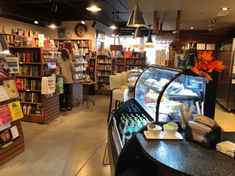 Sip Wine While You Read At This One-Of-A-Kind Bookstore Bar In Virginia