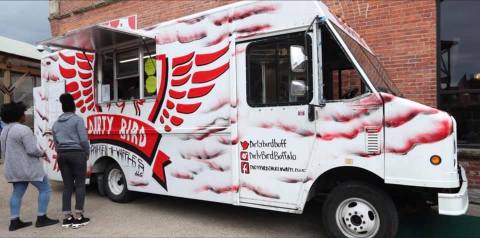 7 Mouthwatering Food Trucks Around Buffalo You'll Want To Hunt Down This Year
