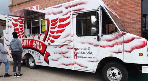 7 Mouthwatering Food Trucks Around Buffalo You’ll Want To Hunt Down This Year