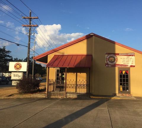 This Unassuming Louisiana Restaurant Has 17 Different Kinds Of Burgers To Choose From