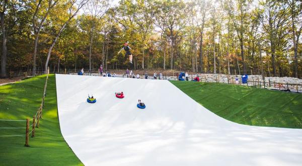 The Downhill Summer Tubing Adventure In Missouri That’s Unlike Any Other