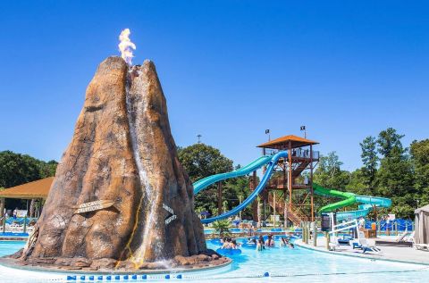 South Carolina's Newest Water Park Has A Volcano That Actually Erupts And You'll Love It