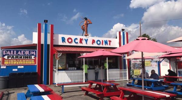 The Memories And Food Are Equally Delicious At This Former Amusement Park Clam Shack