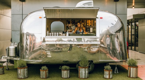 This Nashville Bar Serves Drinks From The Back Of A Vintage Greyhound Bus