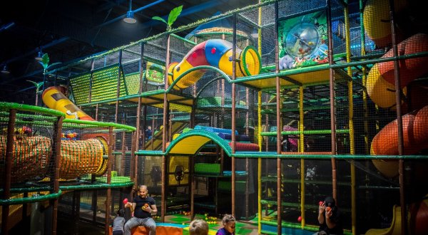 The Four-Story Indoor Playground In Northern California That Your Kids Will Absolutely Love
