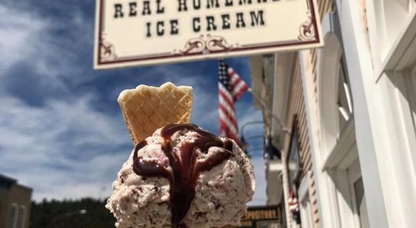 This Old School Montana Ice Cream Parlor Will Take You Back In Time