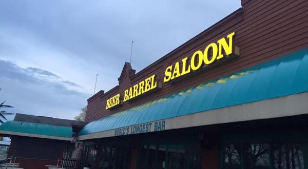 One Of The Longest Bars In The World Is Just A Short Trip Away From Cleveland