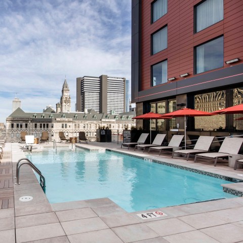 Cool Off For Free At This Beautiful Rooftop Pool In Nashville