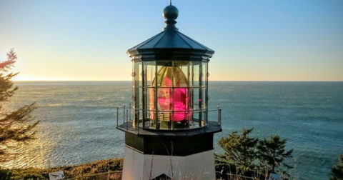 The Lighthouse Walk In Oregon That Offers Unforgettable Views
