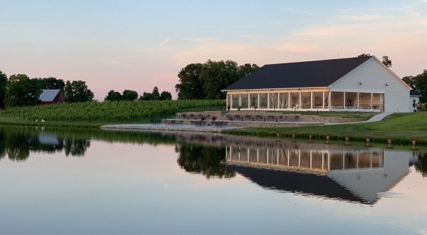 This 150-Year-Old Farm In Illinois Is Now A Gorgeous 6-Acre Vineyard