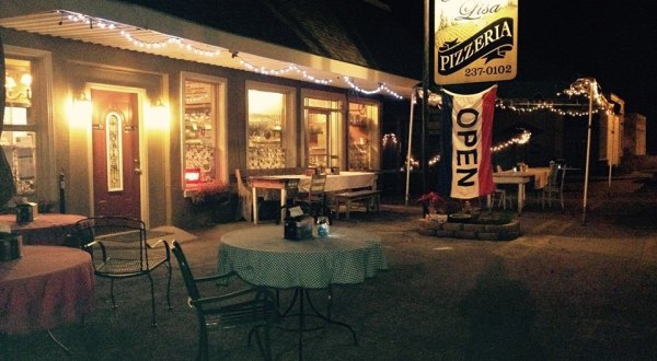 This Tennessee Pizza Joint In The Middle Of Nowhere Is One Of The Best In The U.S.