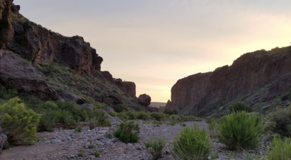 The Incredibly Breathtaking New Mexico Canyon That’s Perfect For Natural Rock Climbing