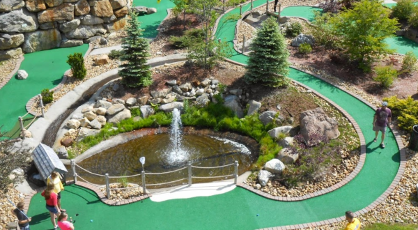 Most People Don’t Know That New Hampshire Is Home To The Longest Mini Golf Hole In The World