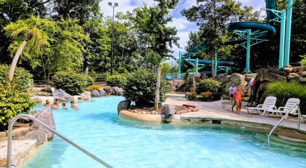 This Man-Made Swimming Hole Near Cincinnati Will Make You Feel Like A Kid On Summer Vacation