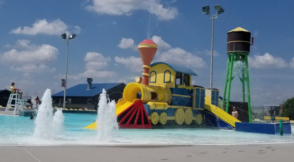 This Old-School Water Park In Nebraska Is The Most Fun You’ve Had In Ages