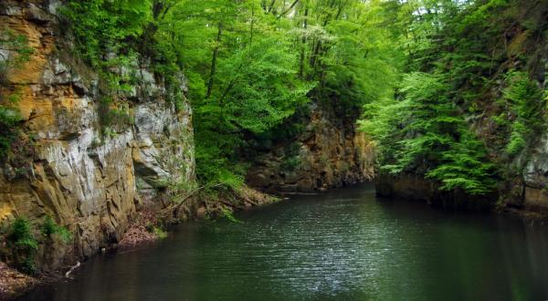 The Deep Green Gorge In Ohio That Feels Like Something Straight Out Of A Fairy Tale