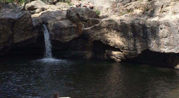 South Dakota’s Most Refreshing Hike Will Lead You Straight To A Beautiful Swimming Hole