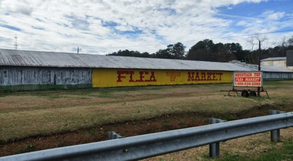 The Charming Out Of The Way Flea Market In Alabama You Won’t Soon Forget