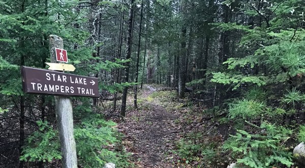 There’s A Small Picnic Spot And Beach Hidden On This Gorgeous Remote Wisconsin Trail