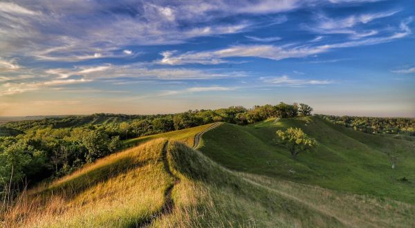 12 Short And Sweet Summer Hikes In Iowa With Amazing Views