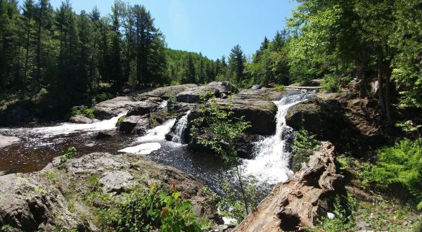 Your Kids Will Love This Easy 1.5-Mile Waterfall Hike Right Here In Michigan