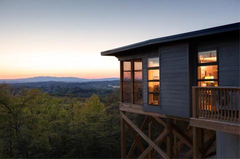 This Mountaintop Tree House Retreat Might Be The Best Kept Secret In Virginia