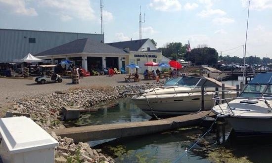 Hidden Beach Bar In Ohio Is A Scenic Eatery That’s A Relaxing Summer Escape