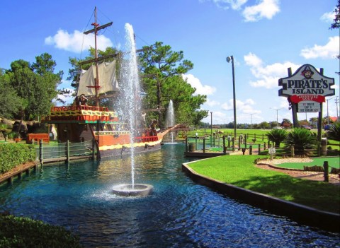 This Pirate Themed Mini Golf Course In Alabama Is Insanely Fun