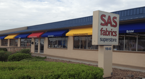The Massive Fabric Warehouse In Arizona, SAS Fabrics Superstore, Is A Crafter’s Dream Come True