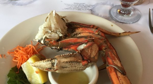 5 Alaska Restaurants Where You Can Stuff Your Face With Endless Crab