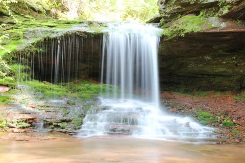 The Hike To This Little-Known Wisconsin Waterfall Is Short And Sweet